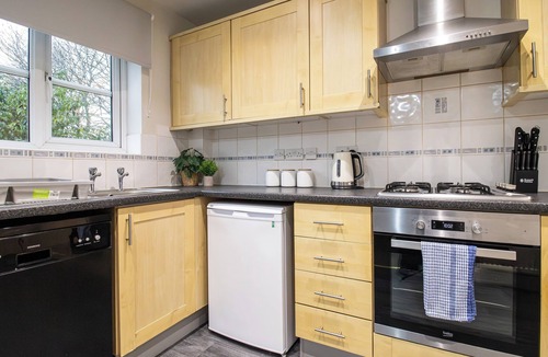 Telford House | 4-Bed Home near Telford Centre