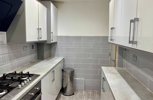 Erdington House | 4 Bed House-sleeps 7-free Parking