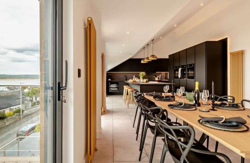 Westleigh House | 4 Bed in Appledore 93960