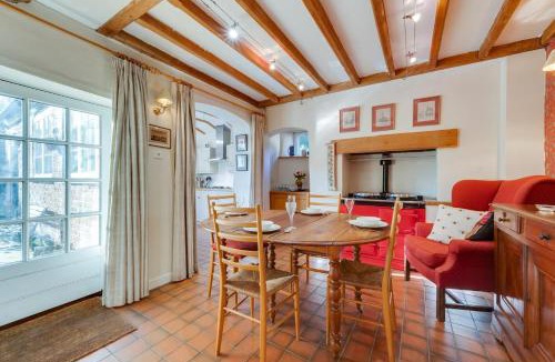 Barham House | 4 Bed in Barham oc-ct016