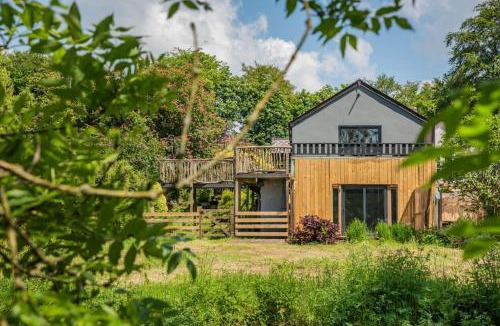 Black Torrington House | 4 Bed in Black Torrington oc-c28841