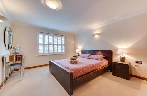 Broadstairs Apartment | 4 Bed in Broadstairs oc-ek149