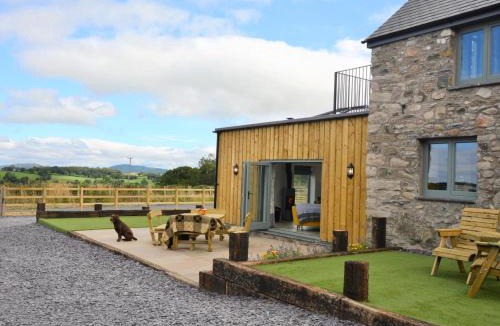 Llannefydd House | 4 Bed in Denbigh 76475