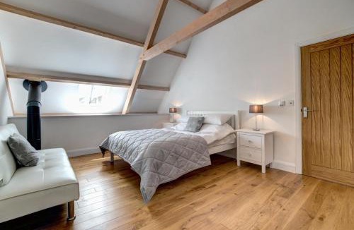 Heligan House | 4 Bed in Drewsteignton oc-bc2408