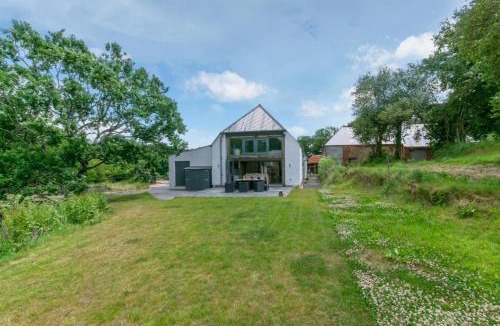 Heligan House | 4 Bed in Drewsteignton oc-bc2408