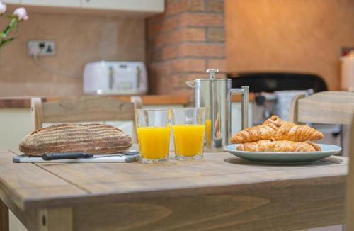 Hackthorpe House | 4 Bed in Hackthorpe SZ321