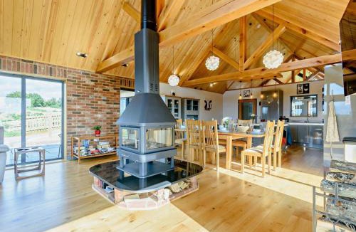 Cowbeech House | 4 Bed in Hailsham oc-91157