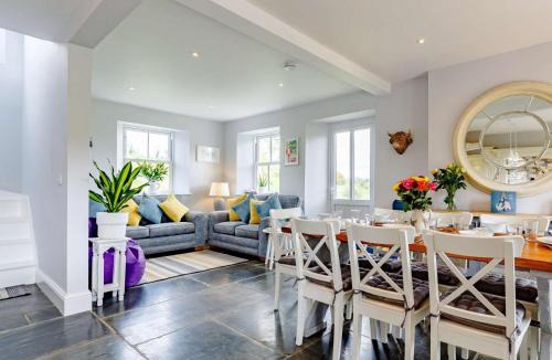 Lower Trengale House | 4 Bed in Herodsfoot 82662