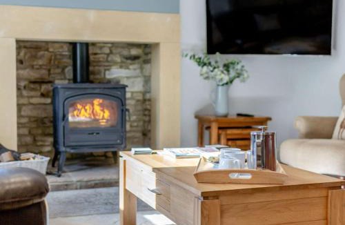 Allendale House | 4 Bed in Hexham 87458