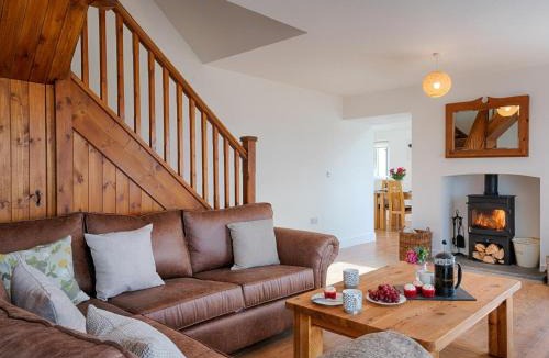 Llangeler House | 4 Bed in Llandysul oc-66640