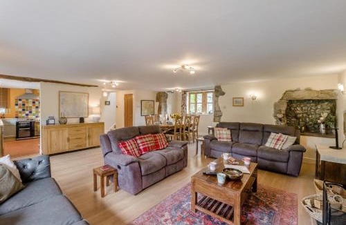 Malham House | 4 Bed in Malham oc-c32684