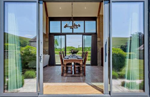 Shaftesbury House | 4 Bed in Melbury Abbas 91456