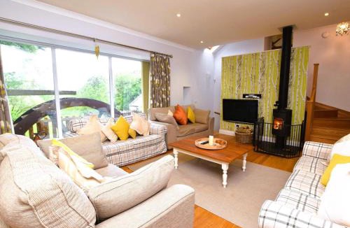 Moffat House | 4 Bed in Moffat 82374