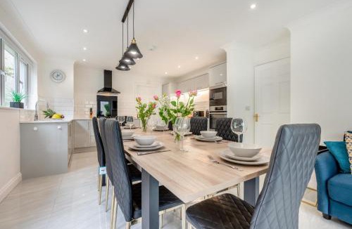 Porth House | 4 Bed in Newquay oc-b29882