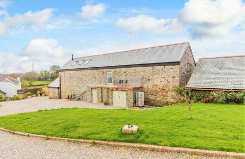 Redruth House | 4 Bed in Redruth oc-85825