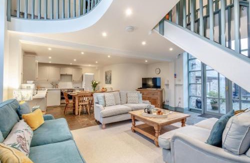 Shebbear House | 4 Bed in Shebbear oc-w33730