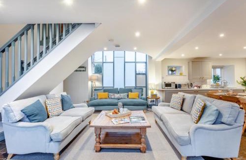 Shebbear House | 4 Bed in Shebbear oc-w33730