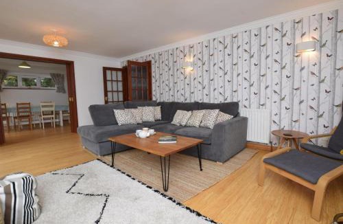 Netley House | 4 Bed in Southampton oc-82920