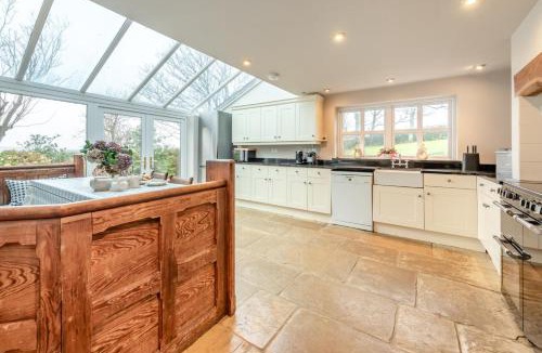 St Brides House | 4 Bed in St. Brides oc-h30490