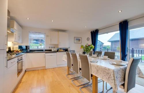 Winnard's Perch House | 4 Bed in St Columb oc-p00433