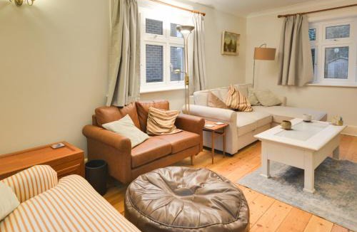 Studland House | 4 Bed in Studland DC046