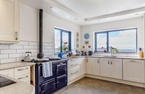 Wembury House | 4 Bed in Wembury 81118