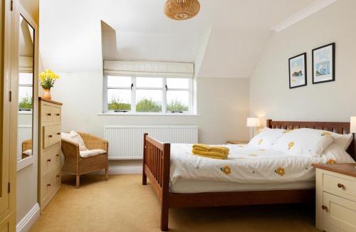 Wool House | 4 Bed in Wool oc-p28895