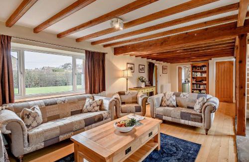 Leavening House | 4 Bed in York G0091