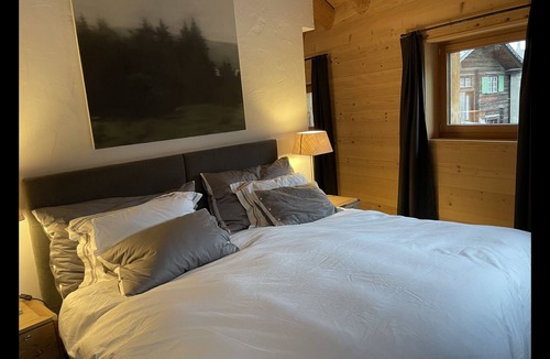 Klosters Platz Apartment | 4 bed Luxurious modern apartment close to town and lifts