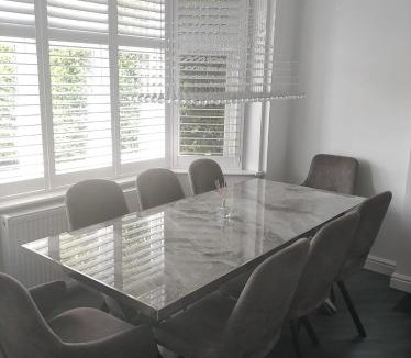 Colchester Apartment | 4 bed private home in Colchester