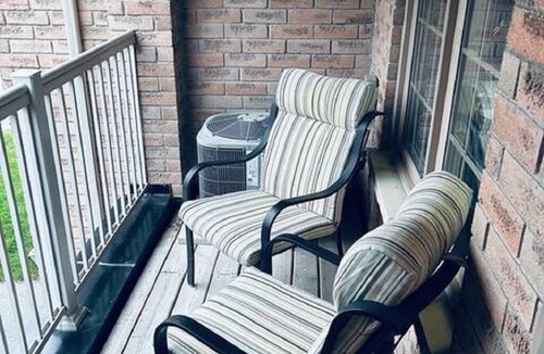 Ajax House | 4 bed Townhouse