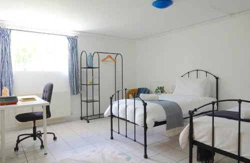 Tilly-Capelle House | 4 Bed Valley Retreat