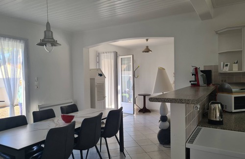Jard-sur-Mer Villa | 4 bed villa - enclosed garden - 150 m from Boisvinet beach