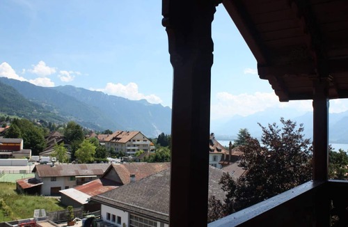 Saint-Legier-La Chiesaz House | 4 Bedrooms, 2 large bath, large kitchen, 2 balconies Historical Monument In VD