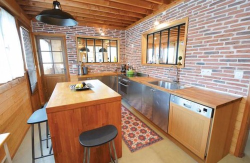 Thezan-les-Beziers House | 4 bedroom accommodation in Thezan-les-Béziers