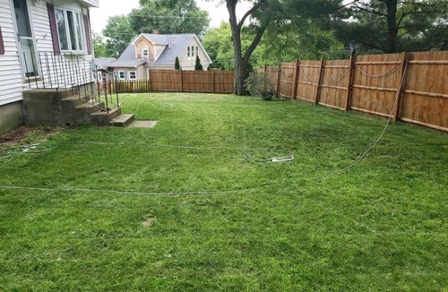 Manchester House | 4 bedroom/2 bathroom. Safe and quiet area