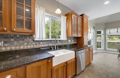 Eureka House | 4 bedroom 5 bath countryside beauty!