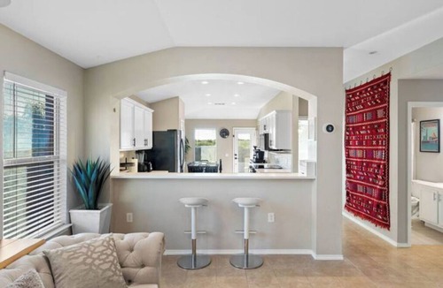 Los Cielos House | 4 Bedroom: 5min to COTA/Airport 15min-Downtownnn