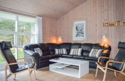 Strandby House | 4 bedroom accommodation in Jerup