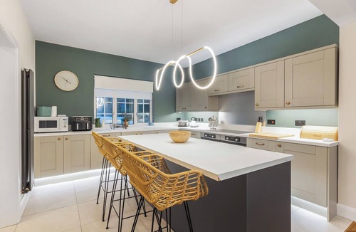 Borth Cottage | 4 bedroom accommodation in Borth Aberystwyth