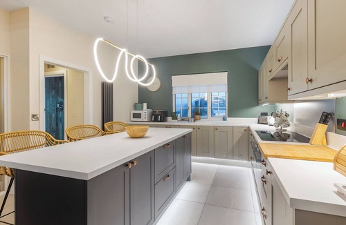 Borth Cottage | 4 bedroom accommodation in Borth Aberystwyth