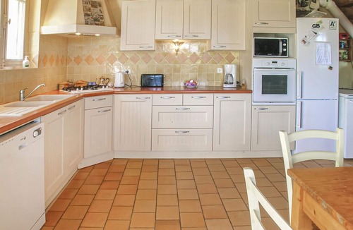 Saint-Andre-de-Lidon House | 4 bedroom accommodation in St Andre de Lidon