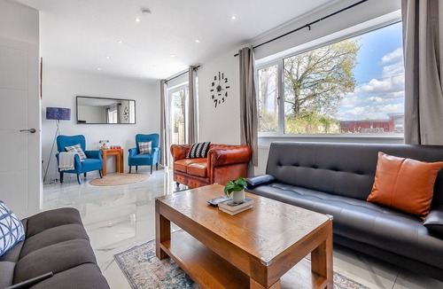East Grinstead Cottage | 4 bedroom accommodation in East Grinstead