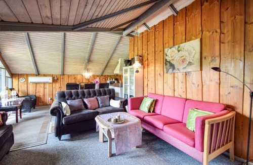 Funder Kirkeby House | 4 bedroom accommodation in Silkeborg