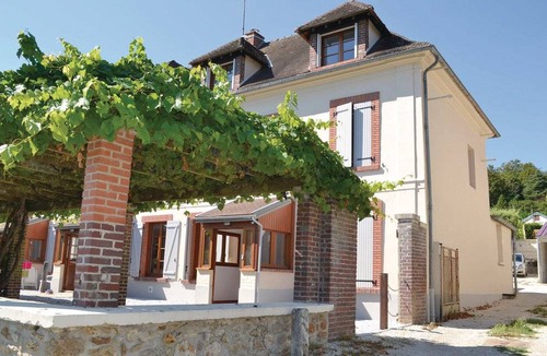 Jaulgonne House | 4 bedroom accommodation in Jaulgonne