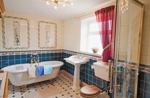 Forsbrook Cottage | 4 bedroom accommodation in Kingsley Moor