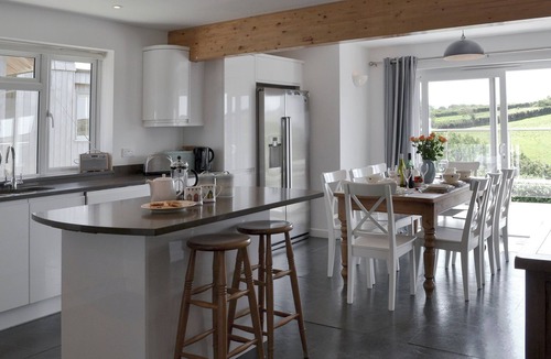 Saint Gennys Cottage | 4 bedroom accommodation in Crackington Haven, near Bude