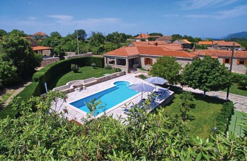 Konavle House | 4 bedroom accommodation in Vitaljina