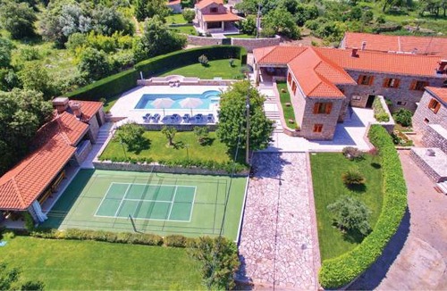 Konavle House | 4 bedroom accommodation in Vitaljina