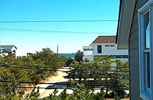Harvey Cedars House | 4 bedroom accommodation in Harvey Cedars